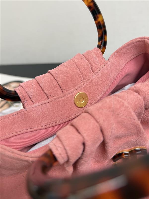 2026131222421327 100